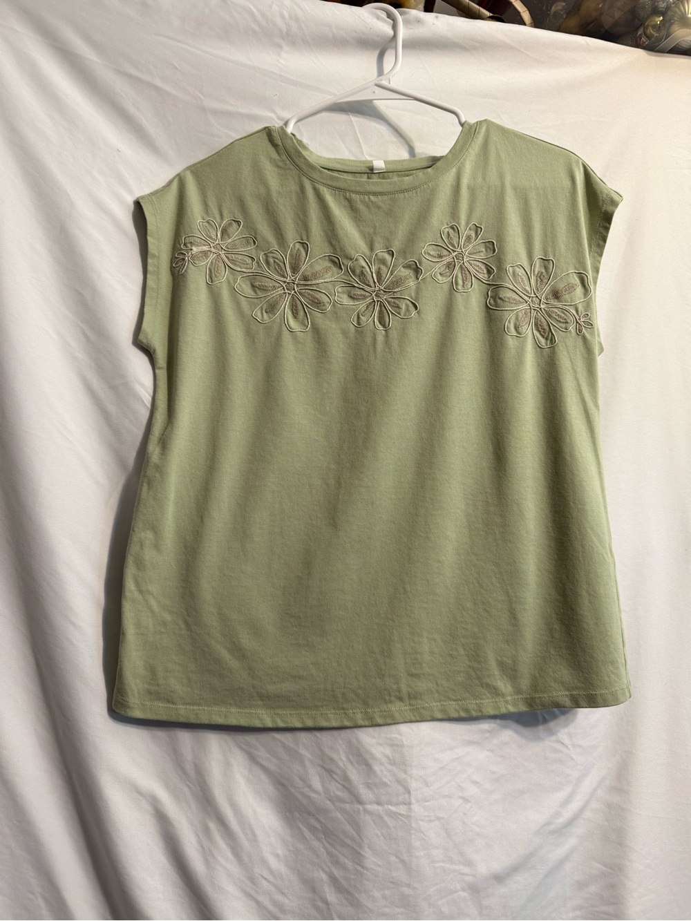 Sleeveless Floral Appliqué Tee in Sage Green